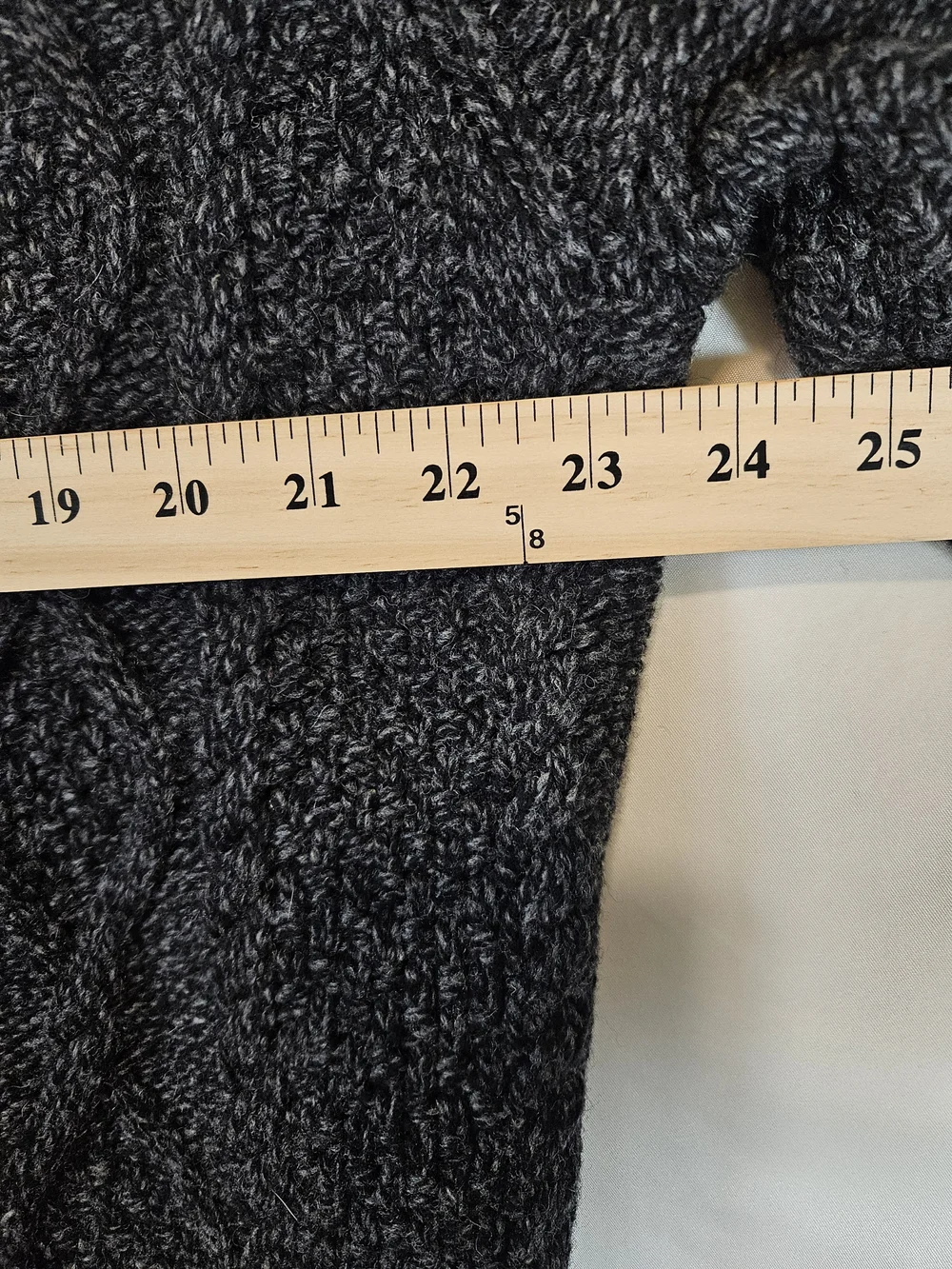 Vince Men's Charcoal Cable-Knit Crewneck Sweater 100% Wool